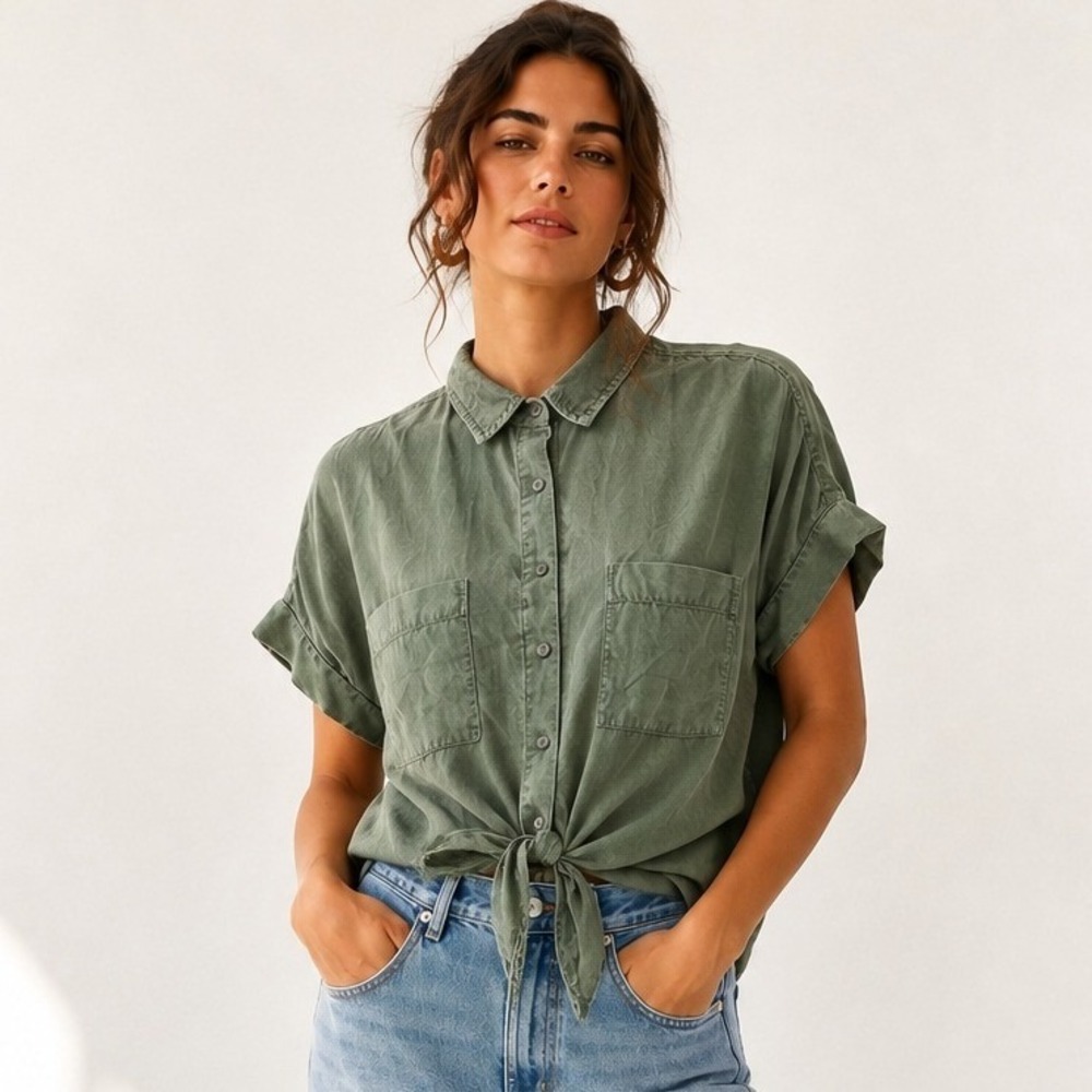 Cloth & Stone Tencel Shirt M Gray Chambray Coastal Boho Relaxed Button Down S